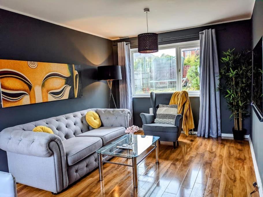 Hidden Gem !Stunning 3 Bedroom Home In Sheffield Handsworth المظهر الخارجي الصورة
